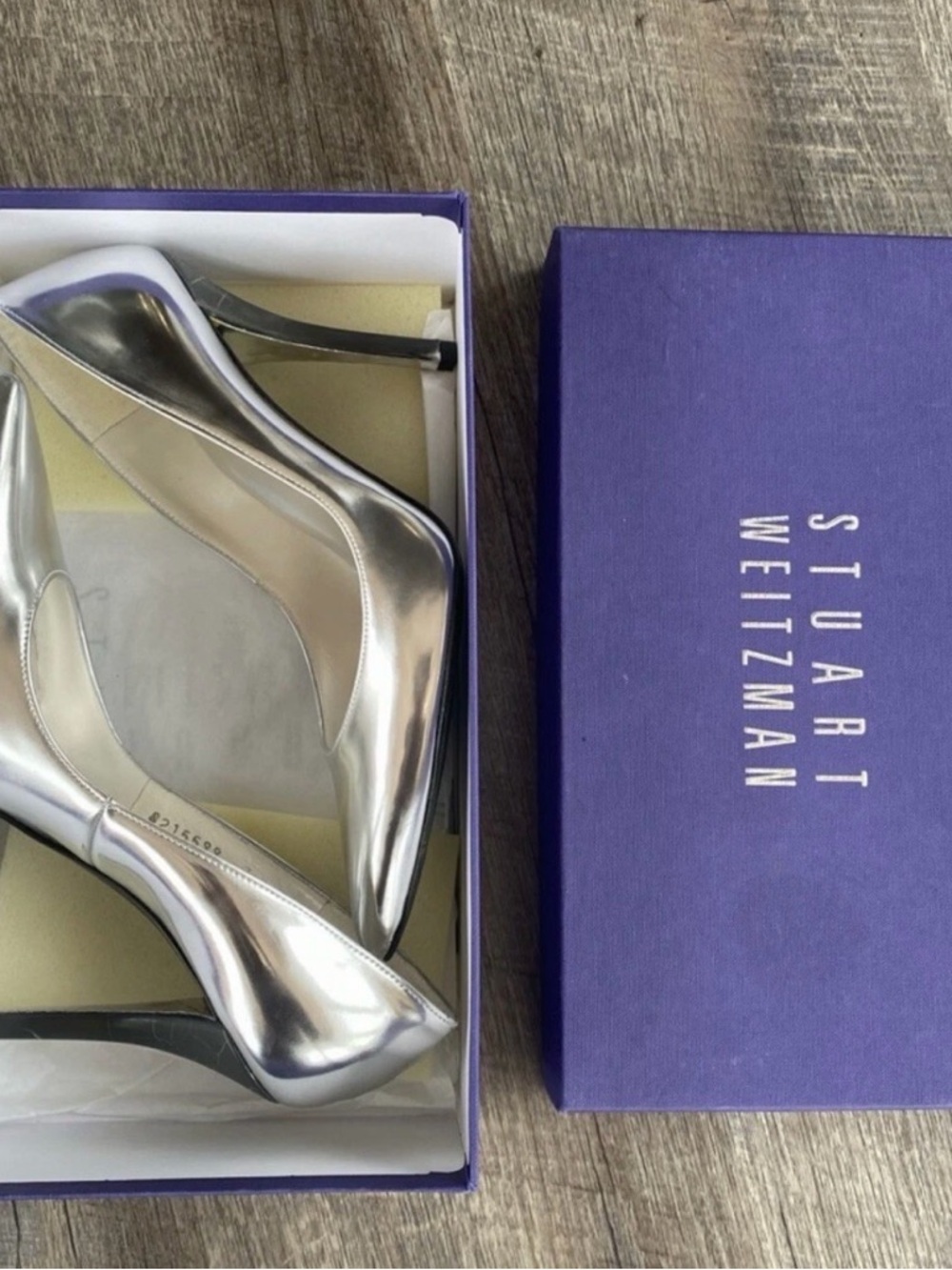 Stuart Weitzman “Specchio”Metallic Silver Pointed Toe Pumps Size 7M